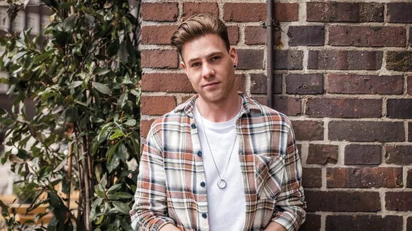 Das erste Mal Haarsystem: Interview mit Sven